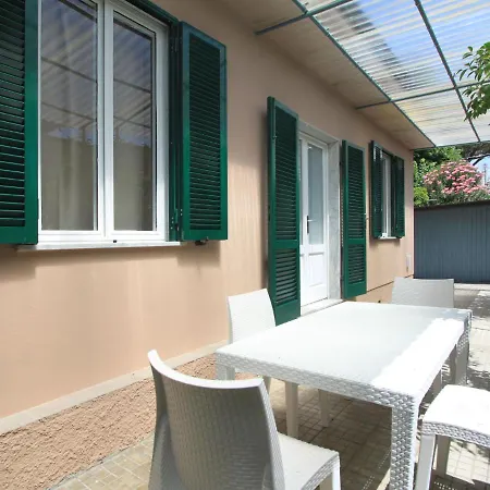 Paola By Interhome Forte dei Marmi